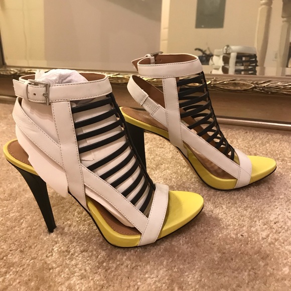 Calvin Klein Stilettos - Picture 3 of 7